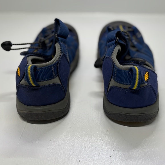 Kids Keen Navy/Black/yellow Water Shoes size 4 - Picture 4 of 7